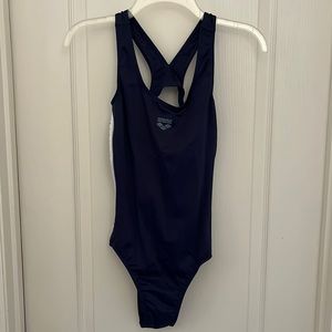 New Arena Women’s 36 Navy Training Swimsuit NWT